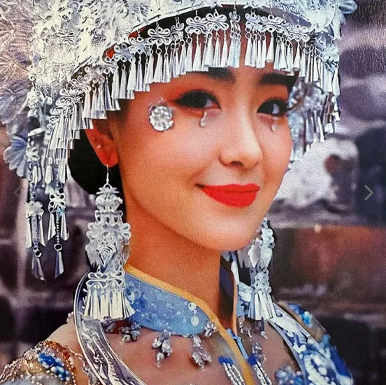 Vibrant Color Soft Hand Feel Good Fastness Digital White Printing Paste RT3320